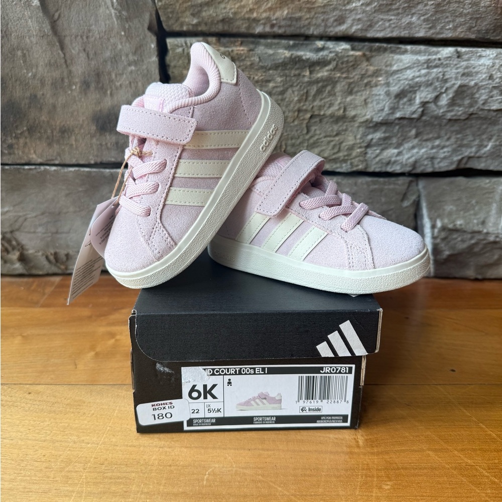 NIB New Toddler Girl’s Adidas Grand Court 6k